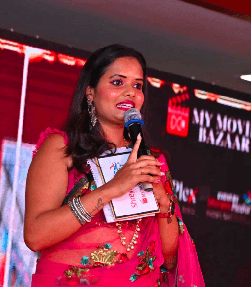 Corporate Event Anchor in Delhi